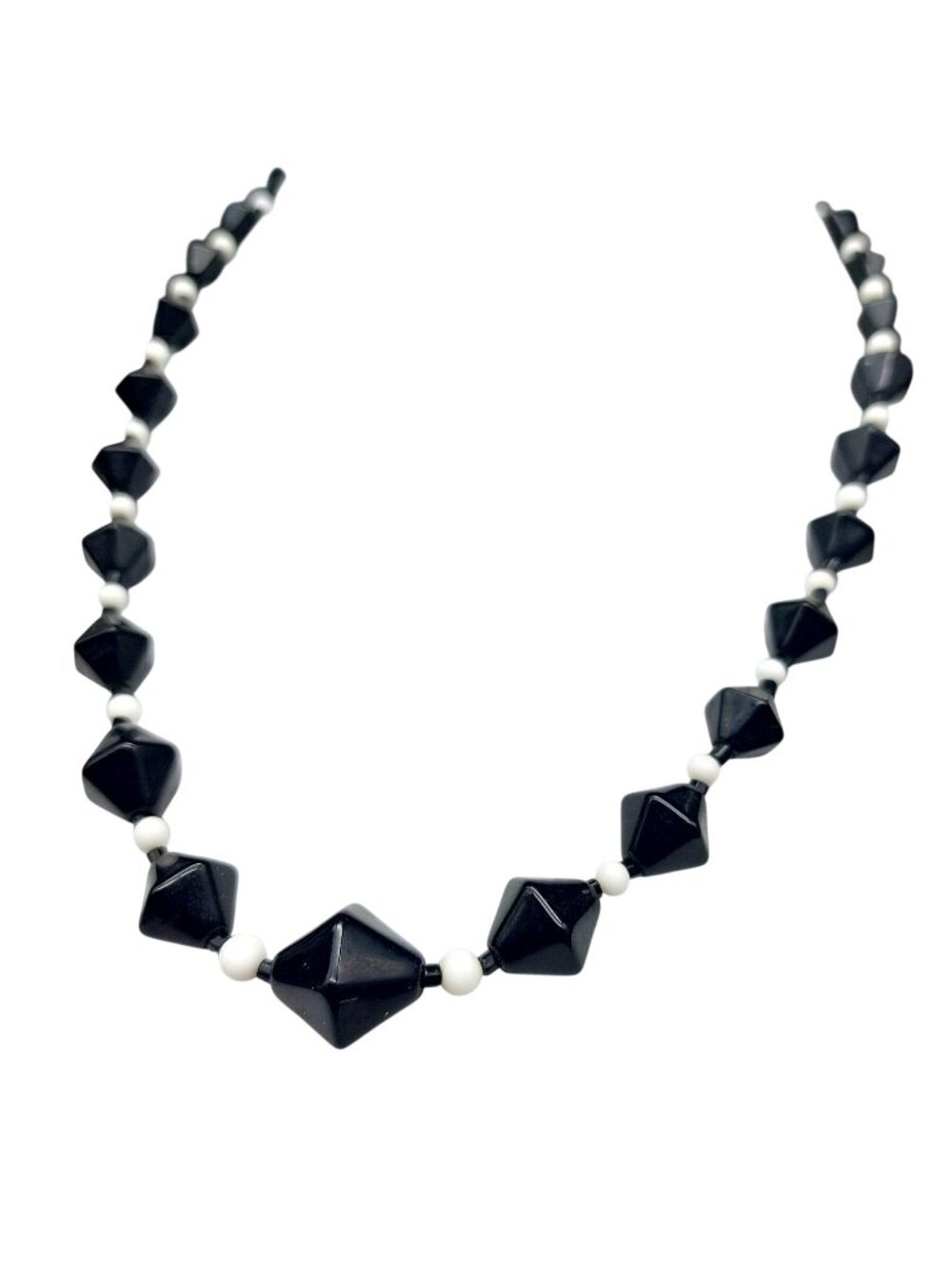Vintage Black & White Geometric Bicone Beaded Necklace With Barrel Clasp Art Dec